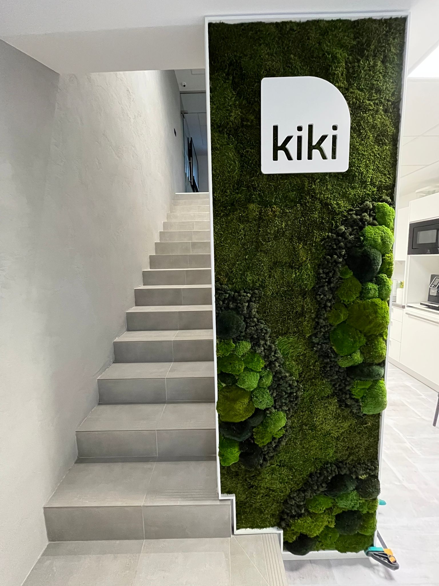 machova stena slogom